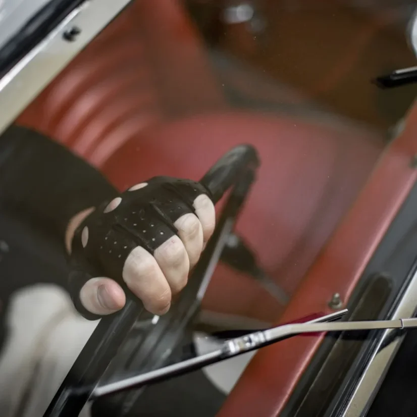 Bezprstové pánske kožené rukavice na riadenie z jahňaciny